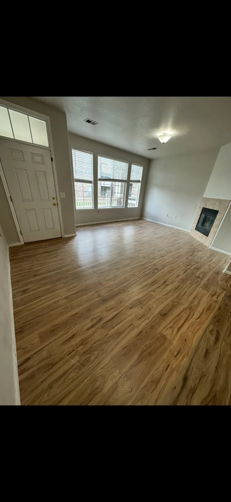 Living room laminate